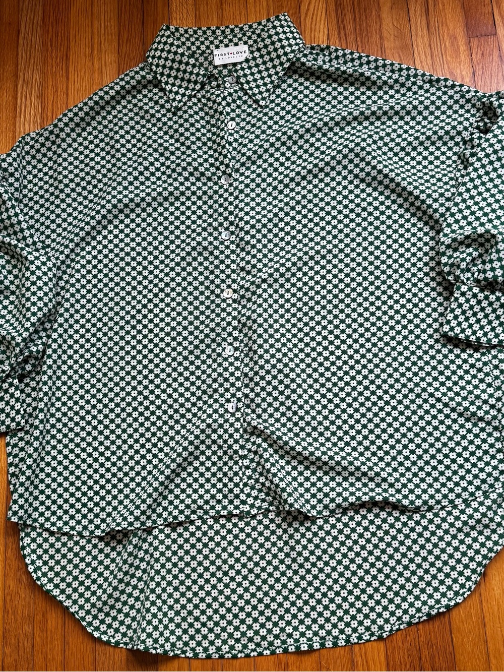 First Love Oversized Green Patterned Button-Up Shirt - Picture 4 of 9